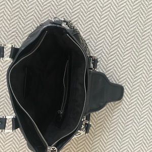 Tory Burch Bags - Vintage tory butch bag Tory Burch Bags - Vintage tory butch bag